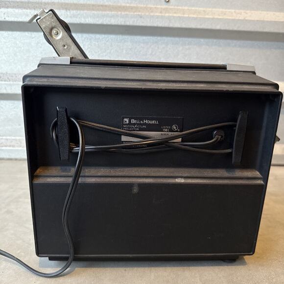 Vintage Bell & Howell 8mm Autoload Projector Model 198L Untested - Picture 3 of 5